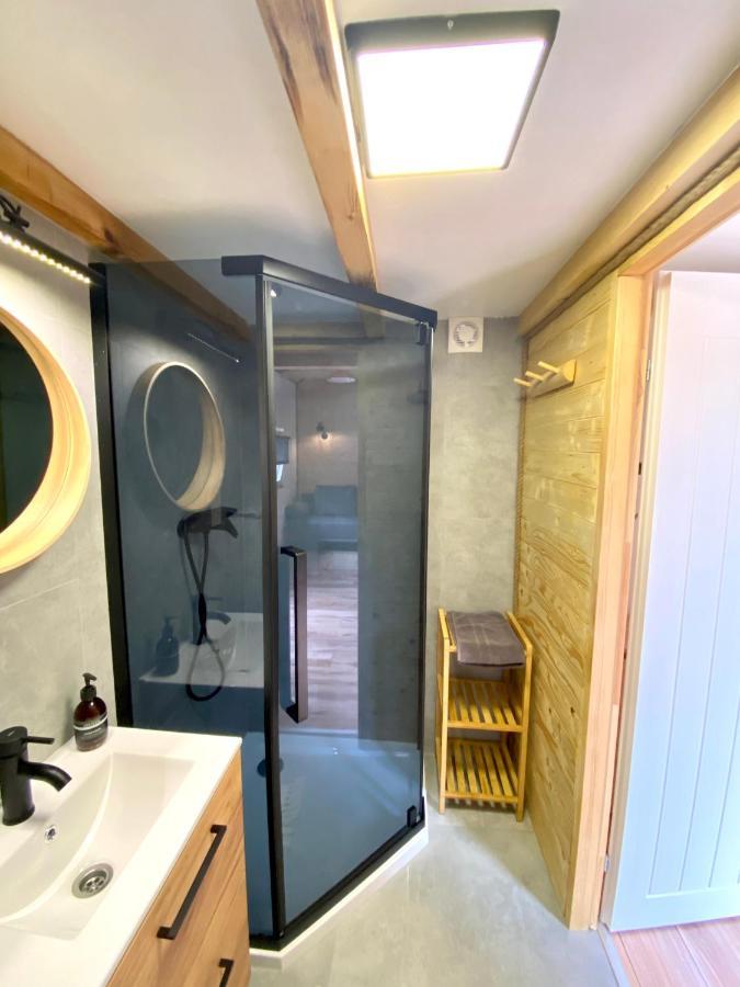 Poloninka Hotel Ustrzyki Gorne Ngoại thất bức ảnh