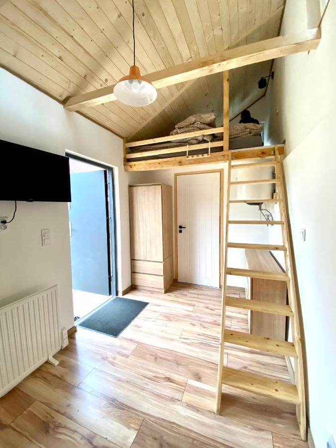 Poloninka Hotel Ustrzyki Gorne Ngoại thất bức ảnh